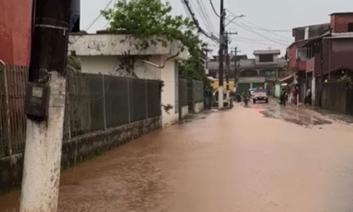 Chuva em Angra dos Reis: dois deslizamentos, um óbito confirmado e 200 desalojados